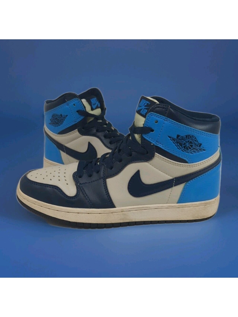 Nike Air Jordan 1 Mid Basketball Shoes Women 8 Men 6.5 Carolina Blue Sail 557424